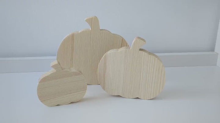 Set of 3 blank Wooden Pumpkins different sizes, Halloween wood decor for home, fall decor for appartment, cute little pumpkins