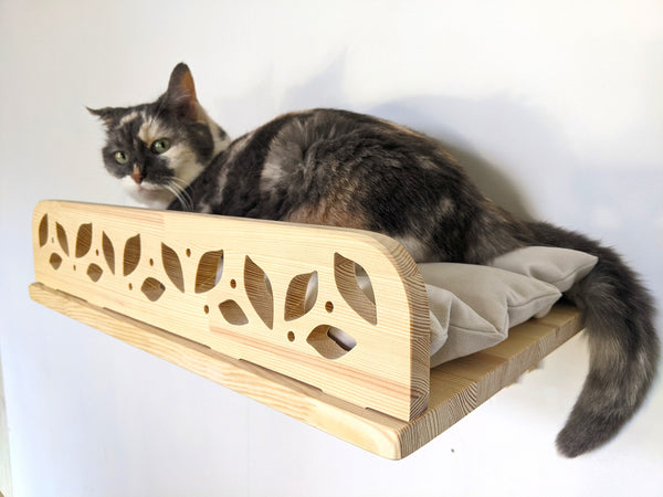 Pinewood Cat Bed Leaf Design, Size for all breeds, Modern Cat Funiture for all types of walls 2023, Cute Cat Perch