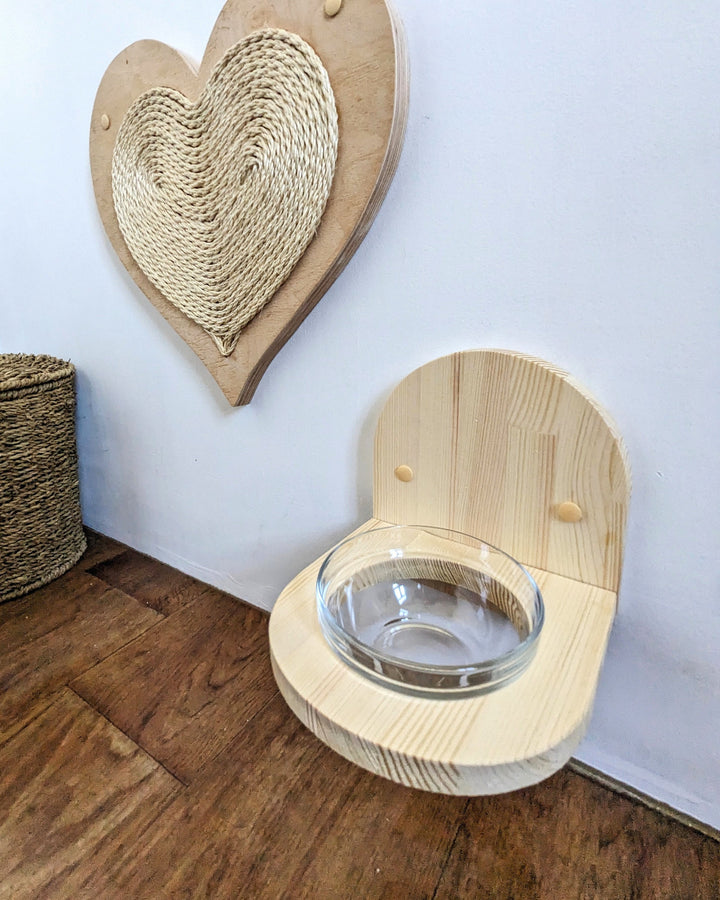 Cat Wall Feeder Simple Looking Design, Spacey Bowl for any type of food (or water), Make your cat's space clean and comfortable for neck!